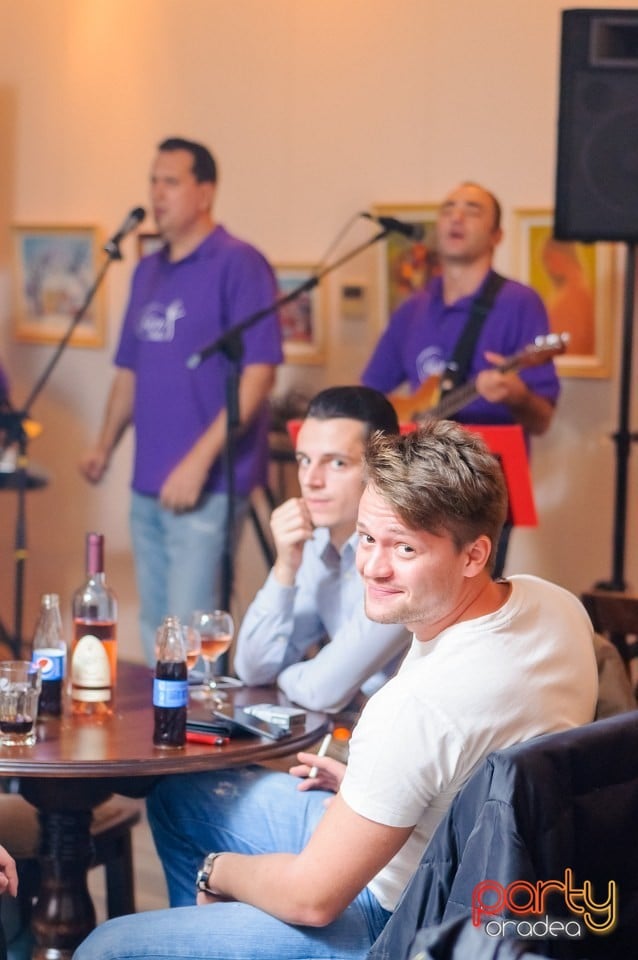 Party Band & Jessie Banes, 