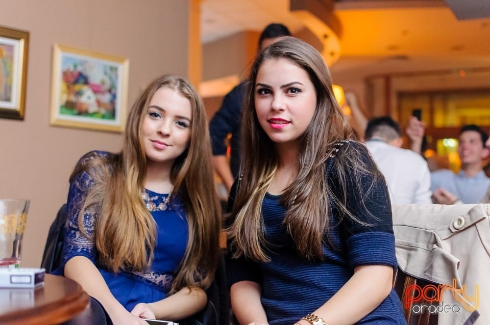 Party Band & Jessie Banes, 