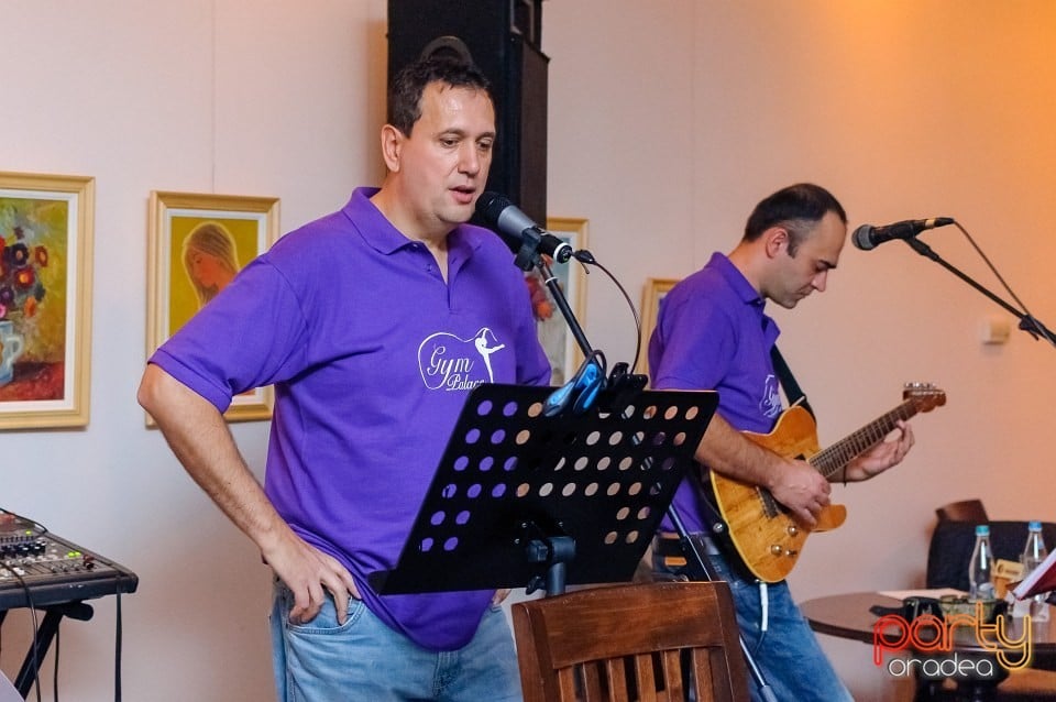 Party Band & Jessie Banes, 