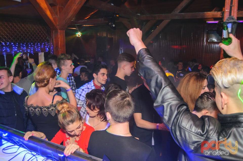 Party by Dj Peti,