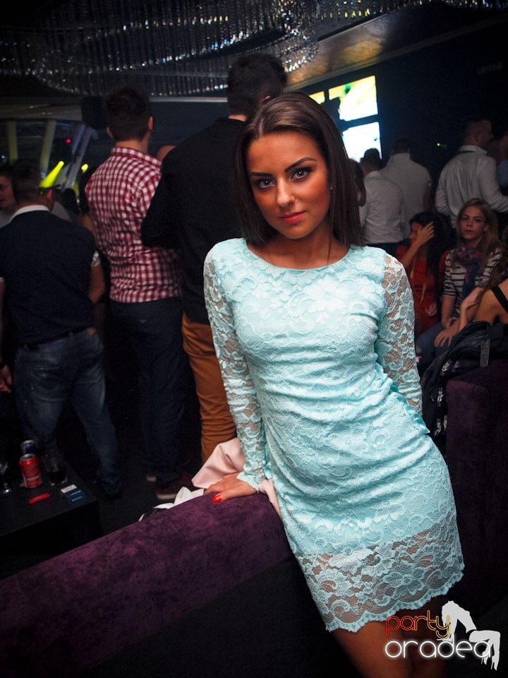 Party cu Alex P in The One,