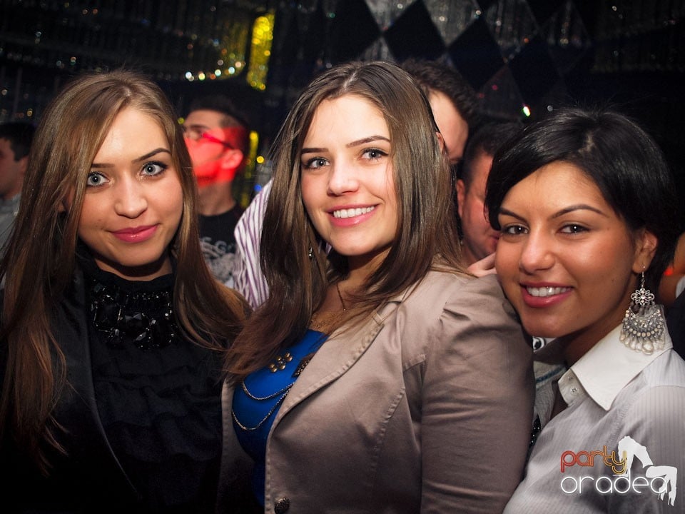 Party cu Alex P in The One,