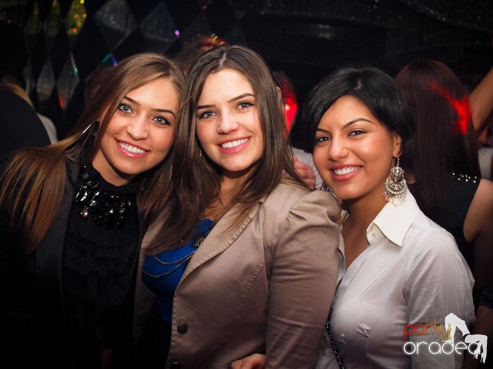 Party cu Alex P in The One,