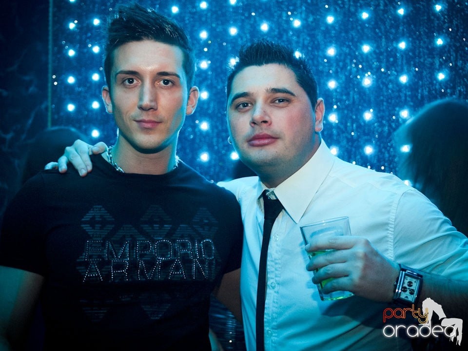 Party cu Alex P in The One,