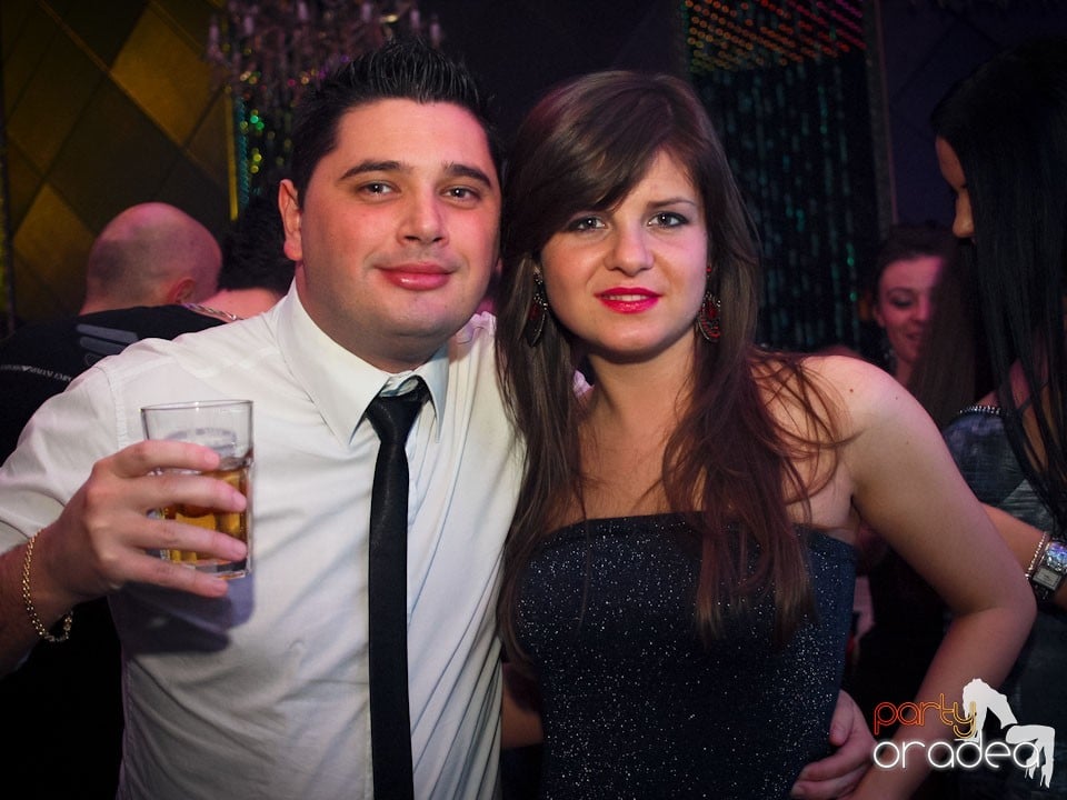 Party cu Alex P in The One,