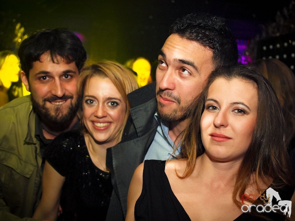 Party cu Alex P in The One,