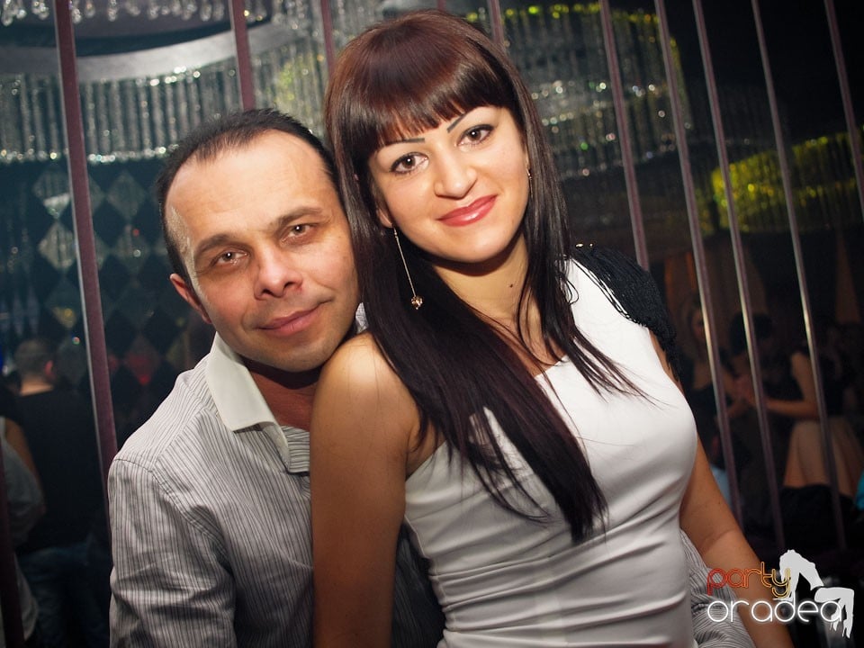 Party cu Alex P in The One,