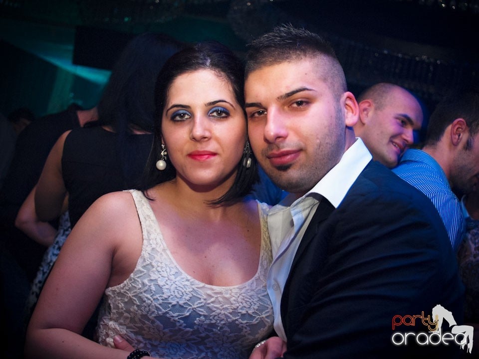 Party cu Alex P in The One,