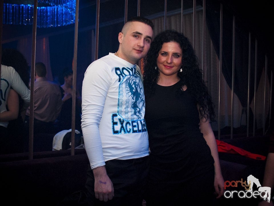 Party cu Alex P in The One,