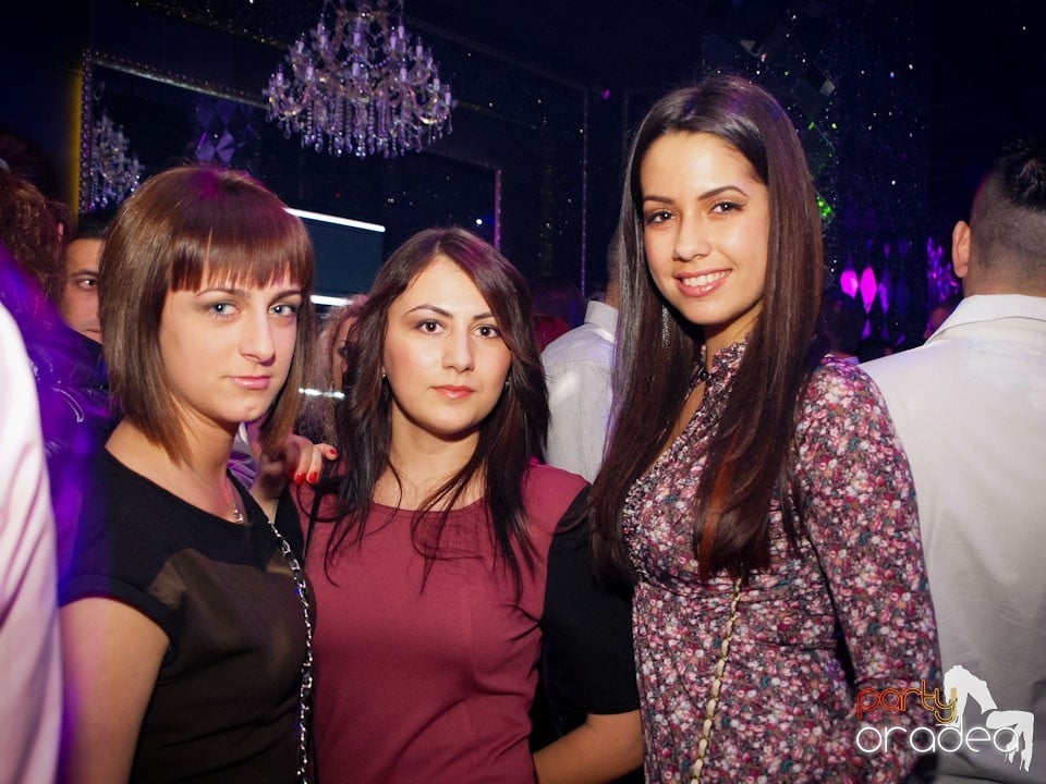 Party cu Alex P in The One,