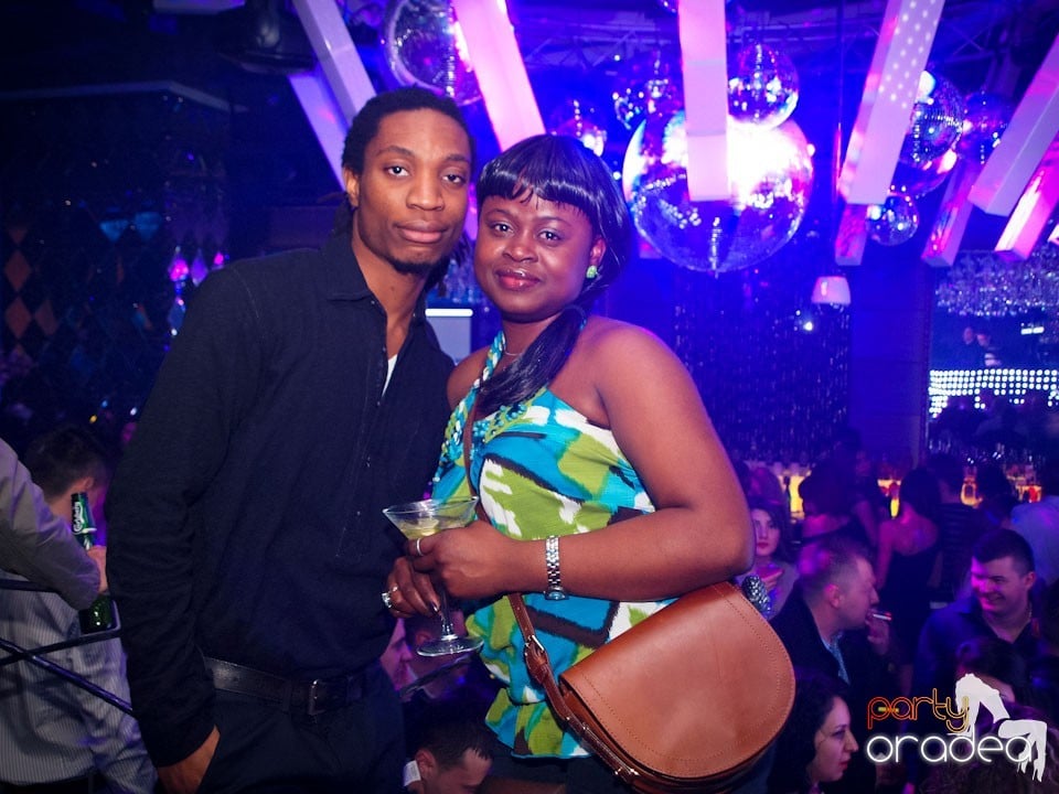 Party cu Alex P in The One,