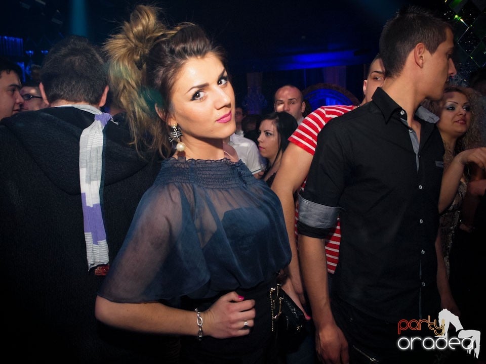 Party cu Alex P in The One,