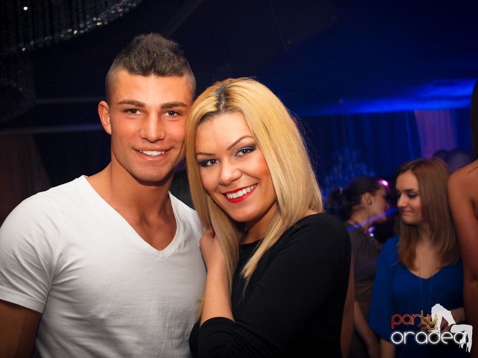 Party cu Alex P in The One,