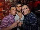 Party cu Caveman in the mix!