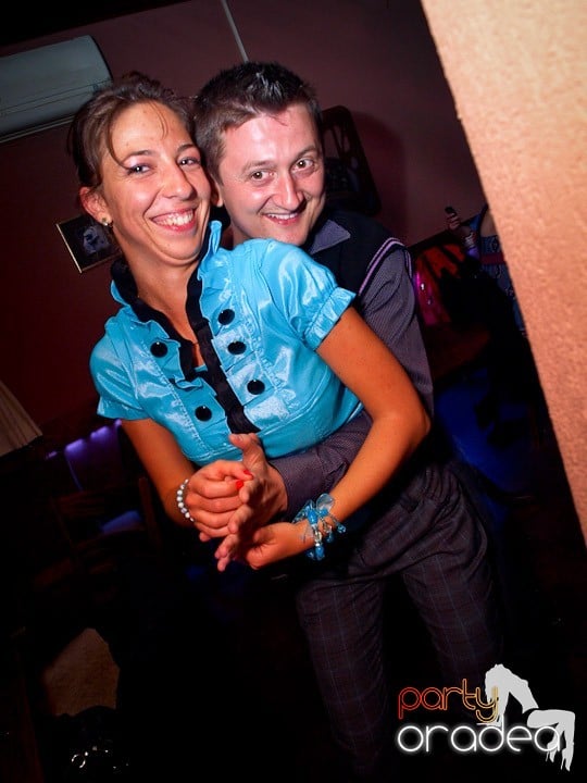 Party cu DJ Cristiano în Chanson, 