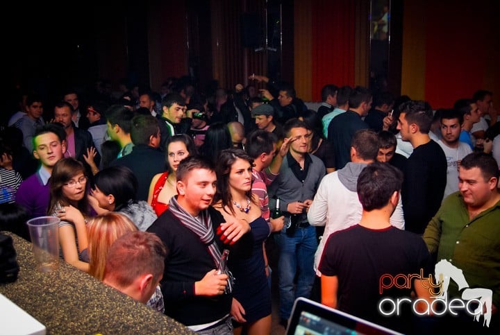 Party cu DJ Cristiano şi MC Dany, Student's Place