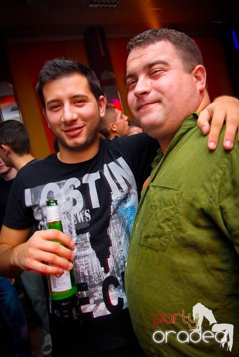 Party cu DJ Cristiano şi MC Dany, Student's Place