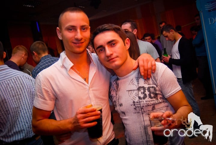 Party cu DJ Cristiano şi MC Dany, Student's Place