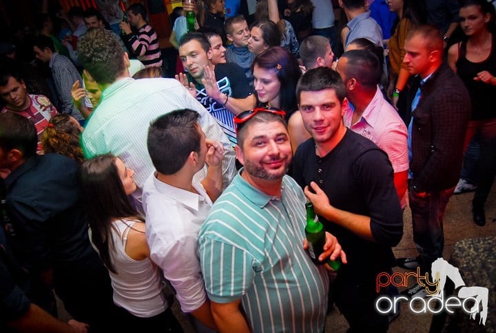 Party cu DJ Cristiano şi MC Dany, Student's Place
