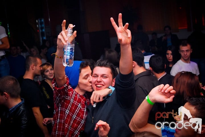 Party cu DJ Cristiano şi MC Dany, Student's Place