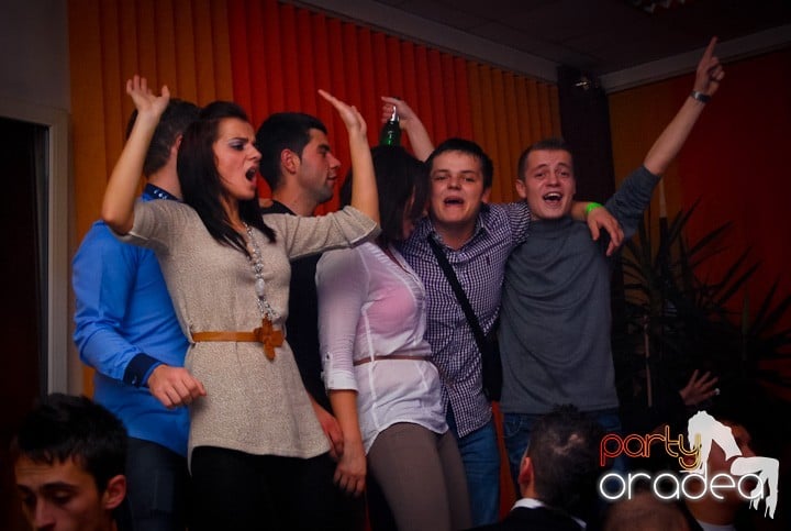Party cu DJ Cristiano şi MC Dany, Student's Place