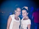 Party cu DJ Emil Lassaria