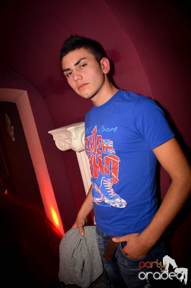 Party cu DJ Mendez în Club Atti's,