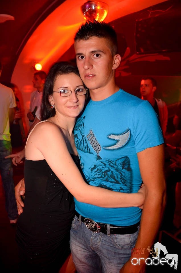 Party cu DJ Mendez în Club Atti's, 