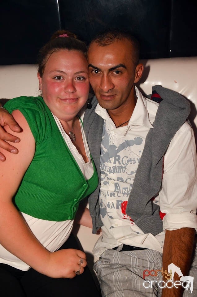 Party cu DJ Mendez în Club Atti's,