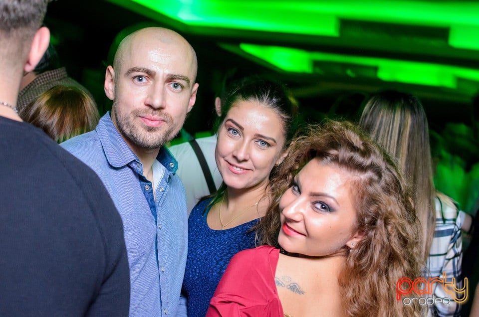 Party cu Dj Mentol, Green Pub