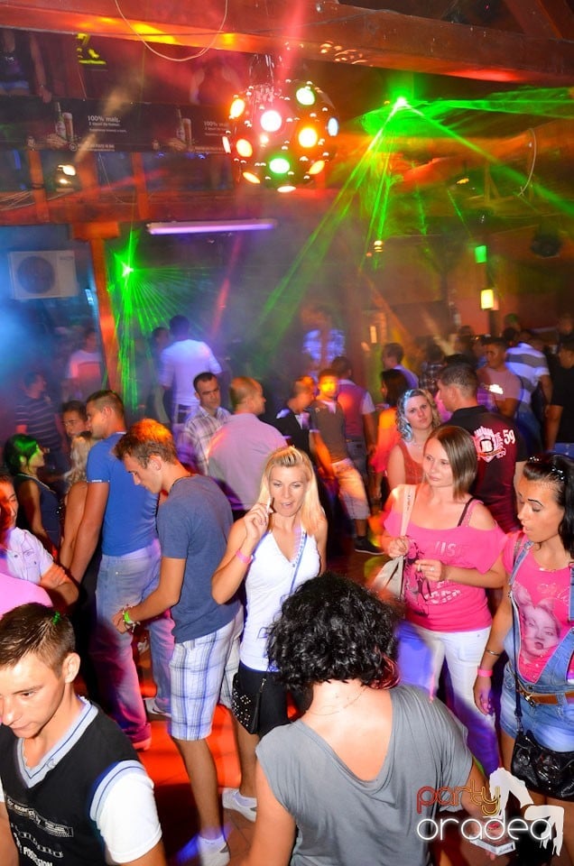 Party cu Pataky Attila în Disco Faház,