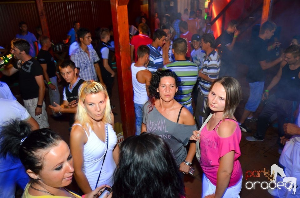 Party cu Pataky Attila în Disco Faház,