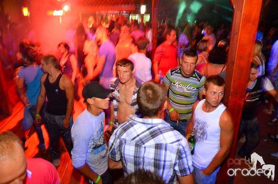 Party cu Pataky Attila în Disco Faház,