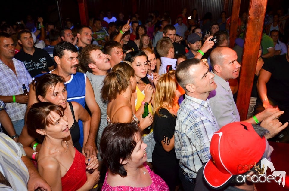 Party cu Pataky Attila în Disco Faház,