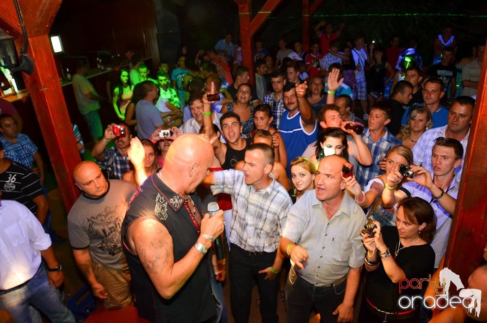 Party cu Pataky Attila în Disco Faház,