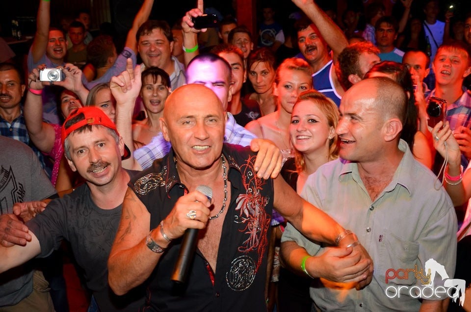 Party cu Pataky Attila în Disco Faház,