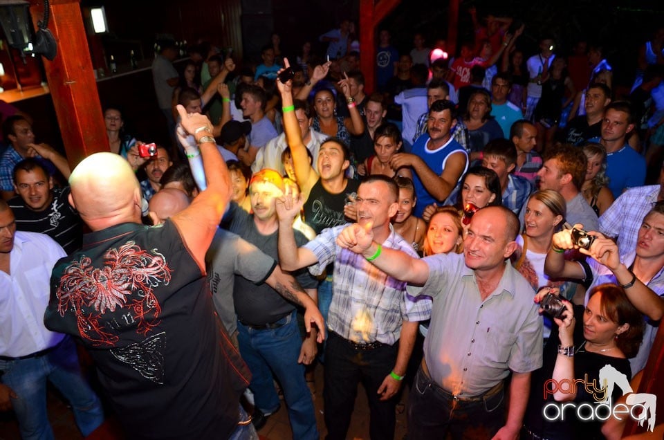 Party cu Pataky Attila în Disco Faház,