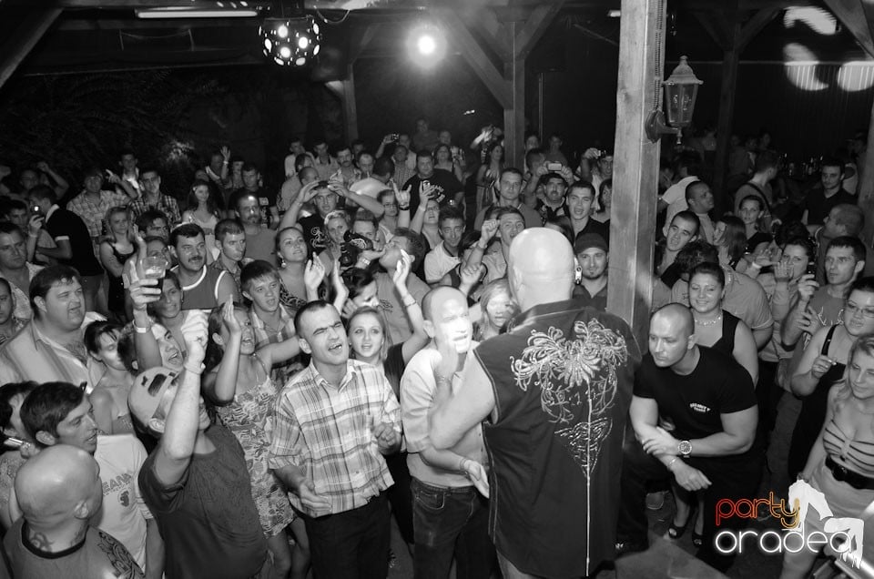 Party cu Pataky Attila în Disco Faház,