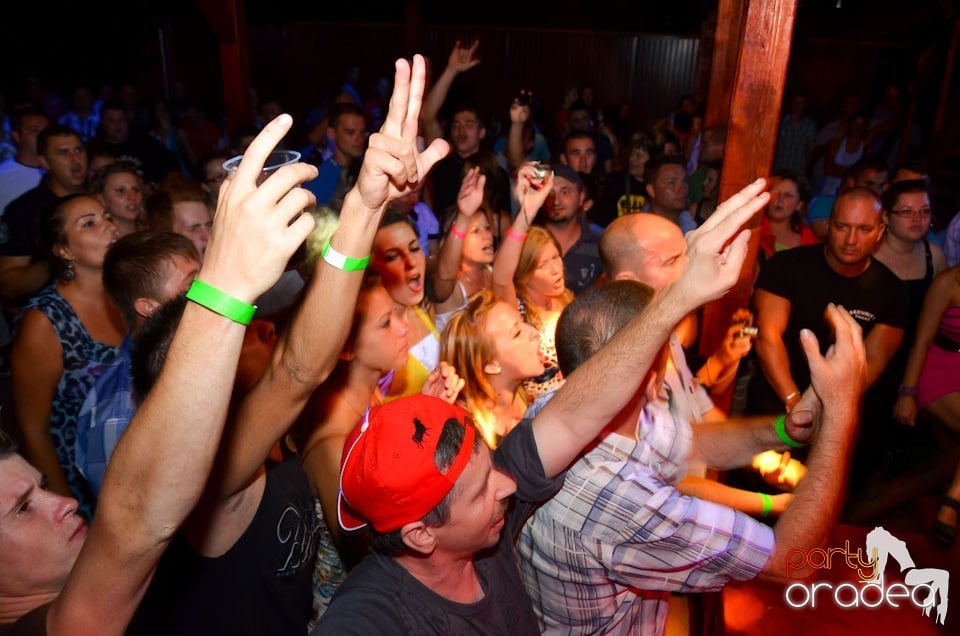 Party cu Pataky Attila în Disco Faház,