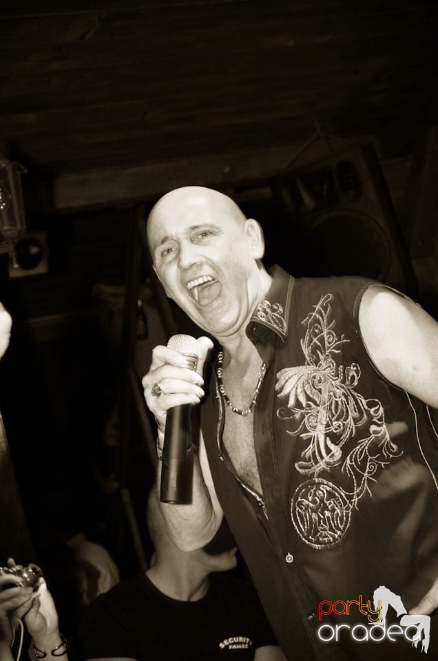 Party cu Pataky Attila în Disco Faház,