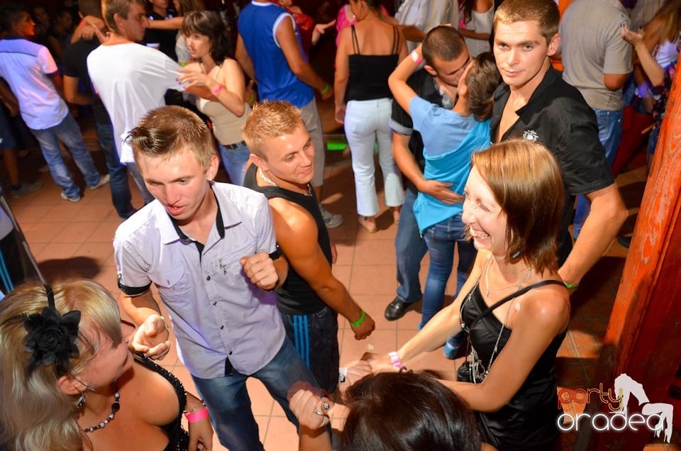 Party cu Pataky Attila în Disco Faház,