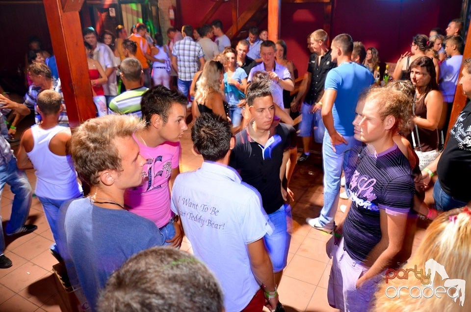 Party cu Pataky Attila în Disco Faház,