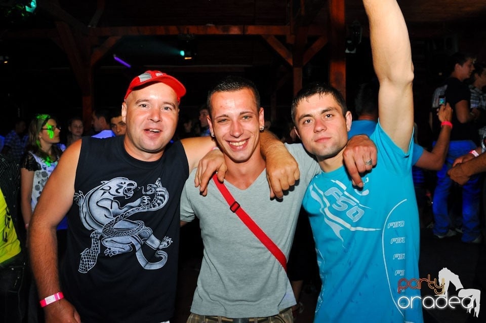 Party cu Peat Jr în Disco Faház, 