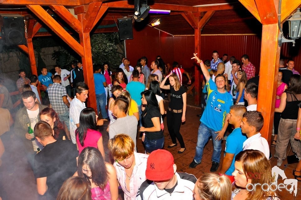 Party cu Peat Jr în Disco Faház, 