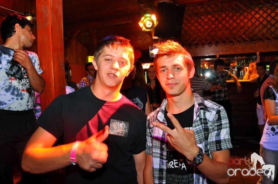 Party cu Peat Jr în Disco Faház, 