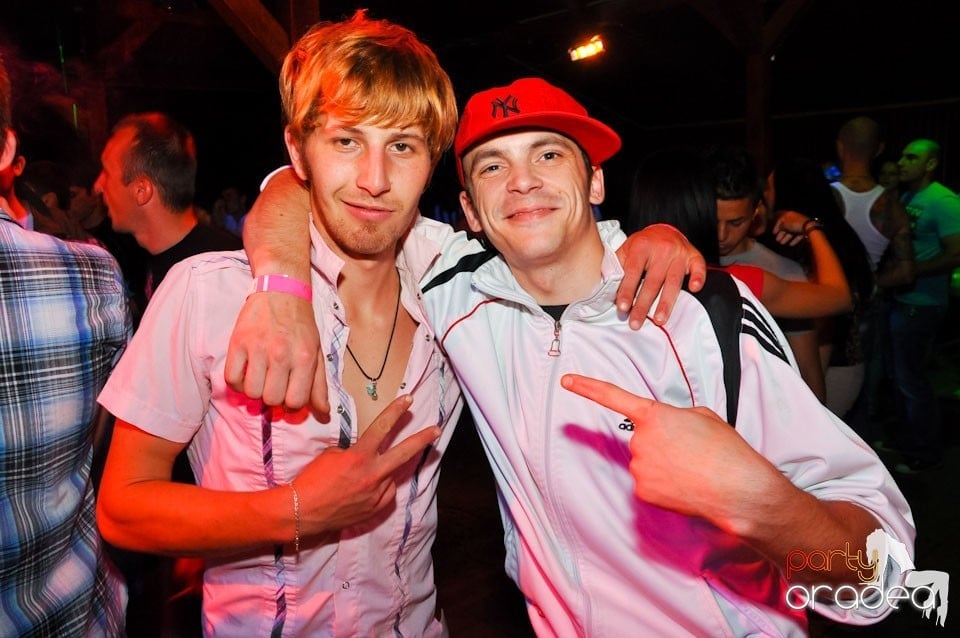 Party cu Peat Jr în Disco Faház, 