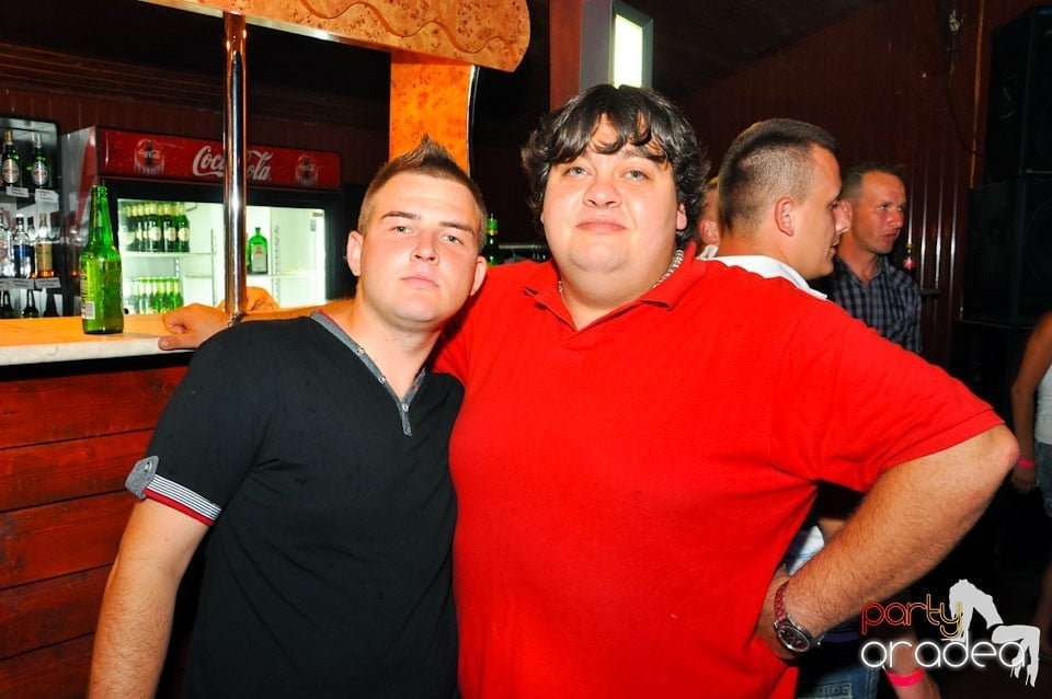 Party cu Peat Jr în Disco Faház, 