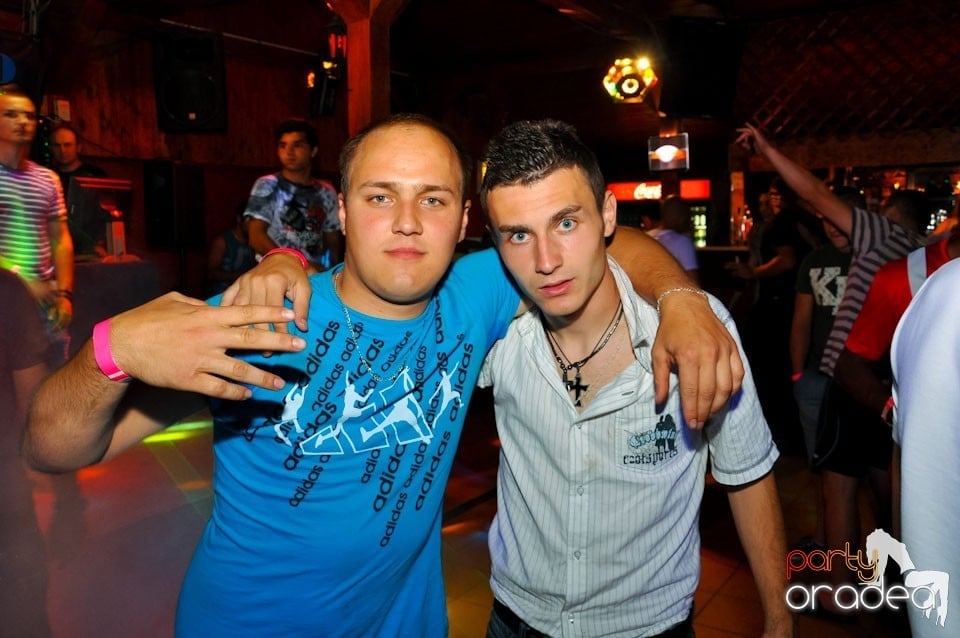 Party cu Peat Jr în Disco Faház, 