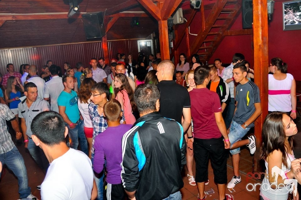 Party cu Peat Jr în Disco Faház, 