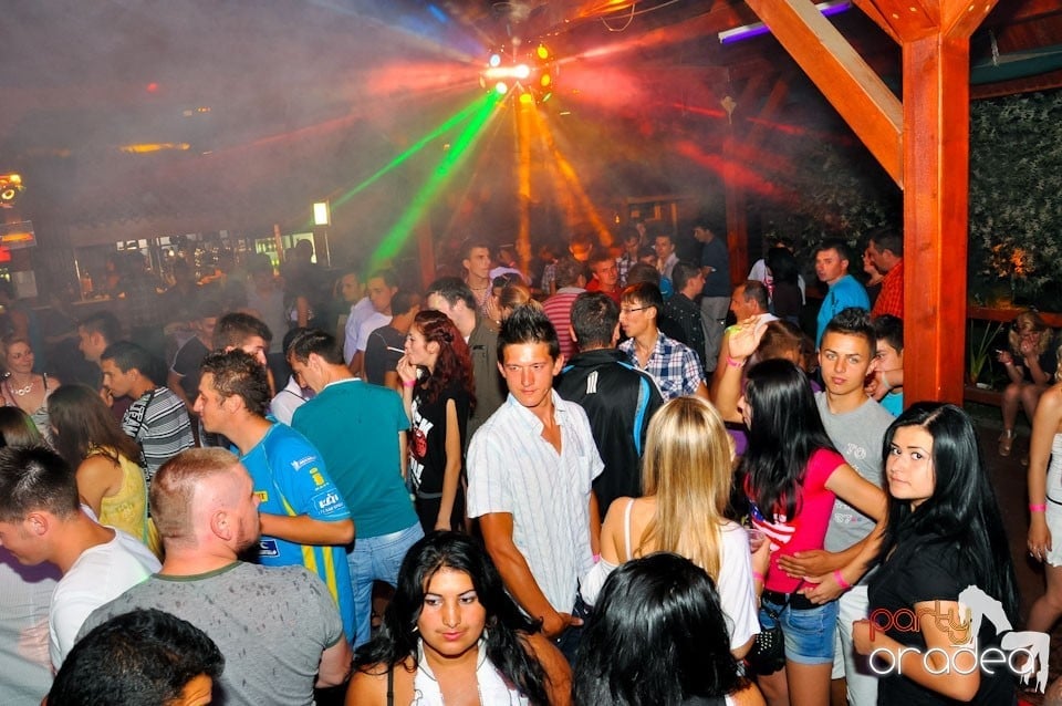Party cu Peat Jr în Disco Faház, 